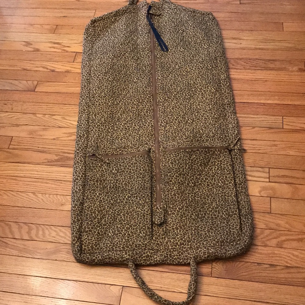 Garment bag - Picture 2 of 15